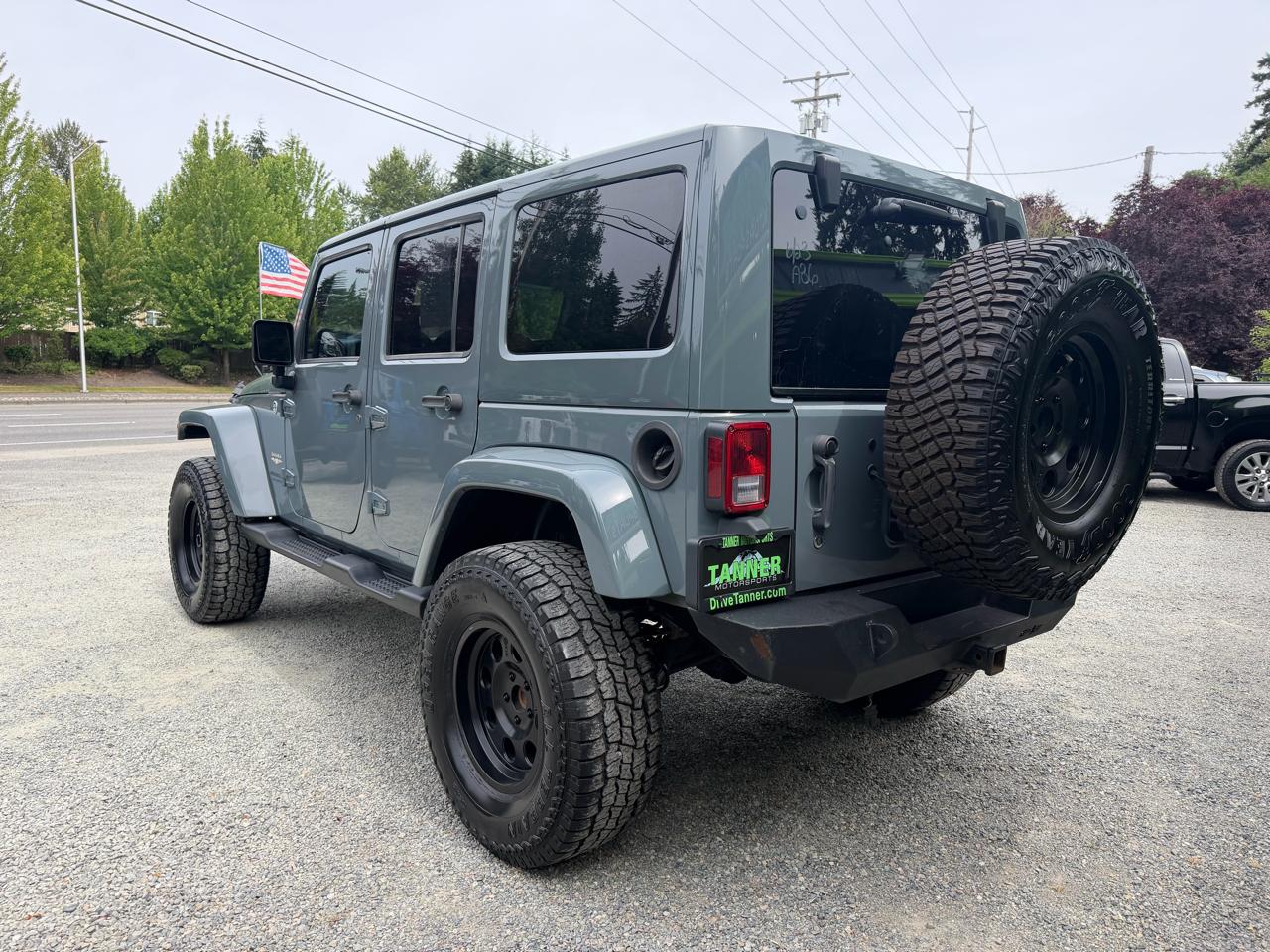 Jeep Wrangler Unlimited Sahara 4WD 2014