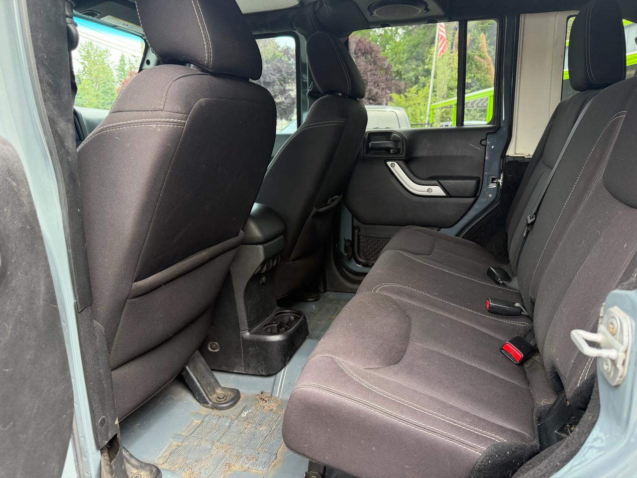 Jeep Wrangler Unlimited Sahara 4WD 2014