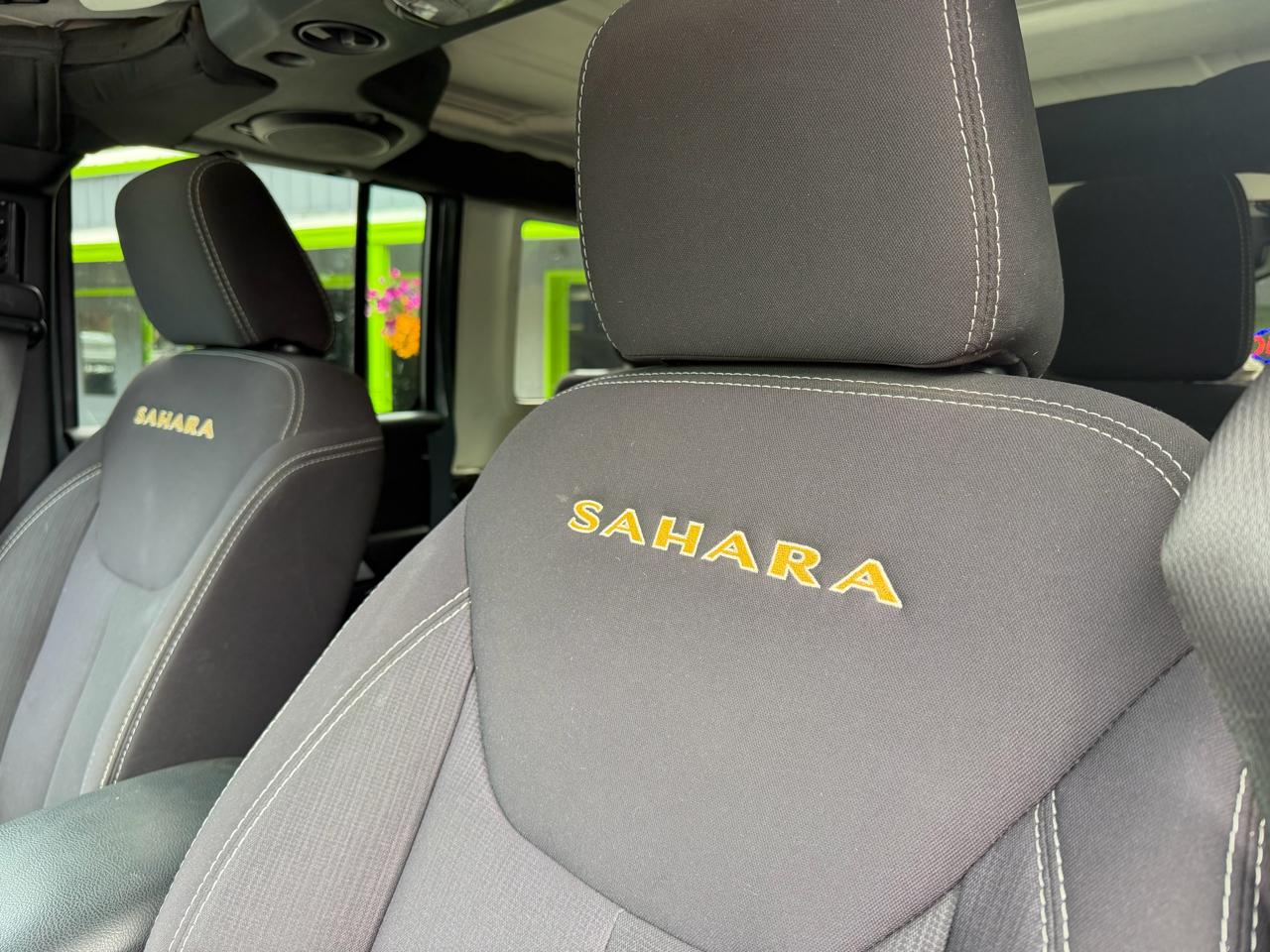 Jeep Wrangler Unlimited Sahara 4WD 2014