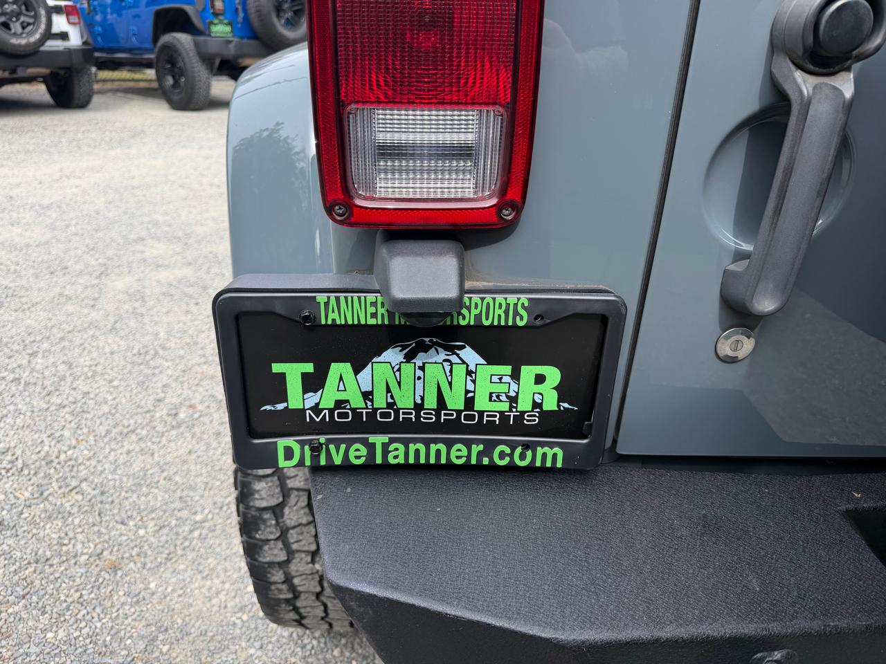 Jeep Wrangler Unlimited Sahara 4WD 2014