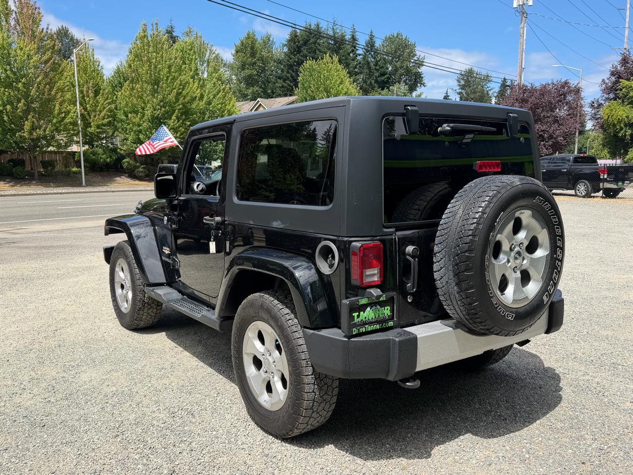 Jeep Wrangler Sahara 4WD 2014