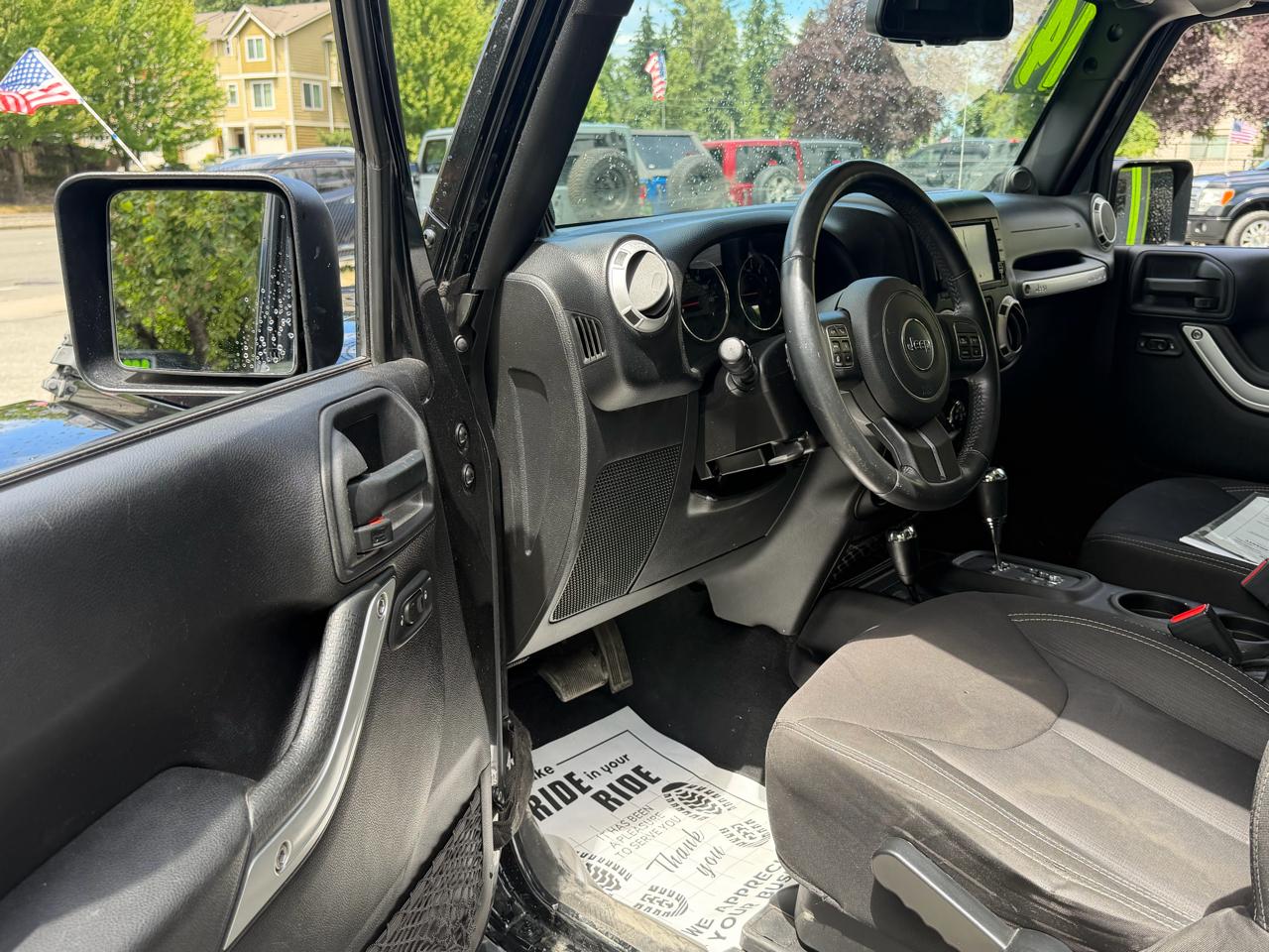 Jeep Wrangler Sahara 4WD 2014