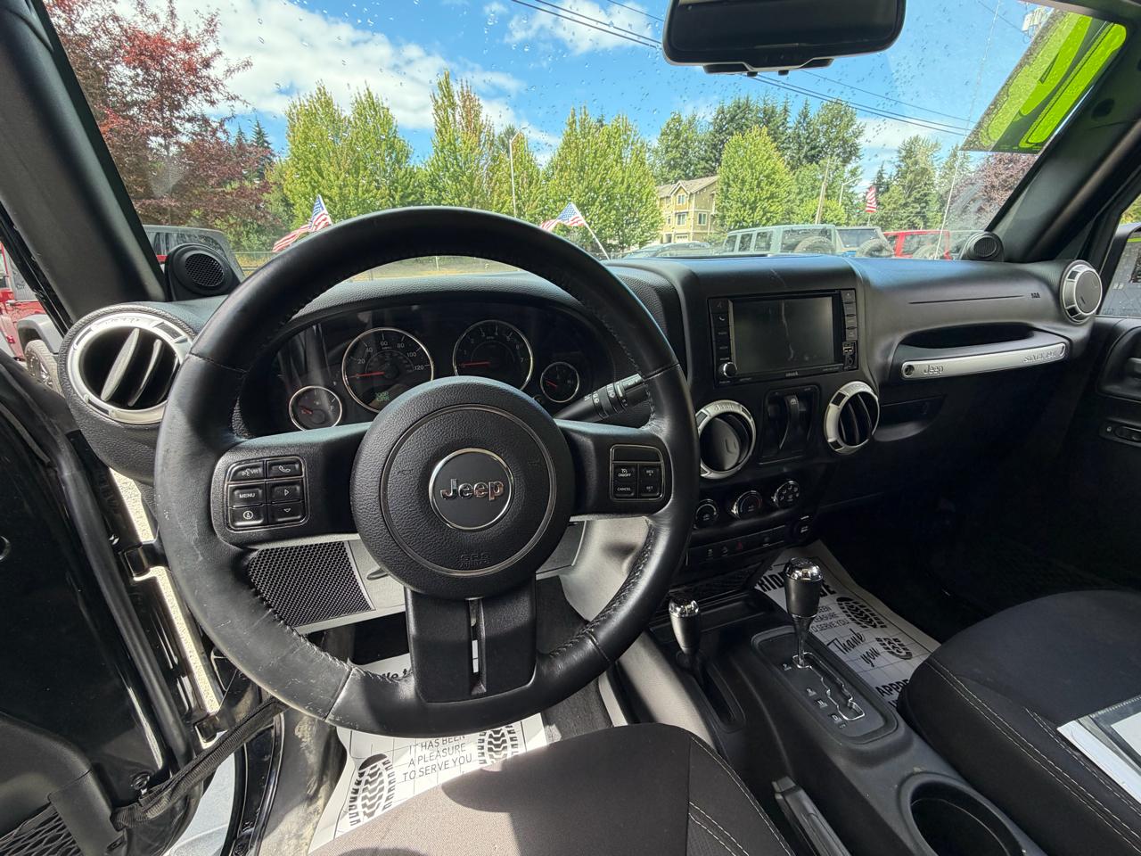 Jeep Wrangler Sahara 4WD 2014