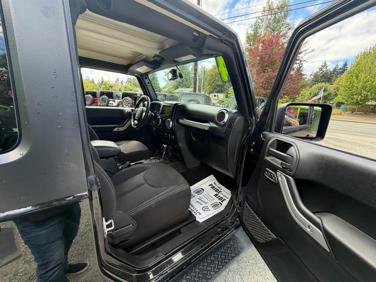 Jeep Wrangler Sahara 4WD 2014