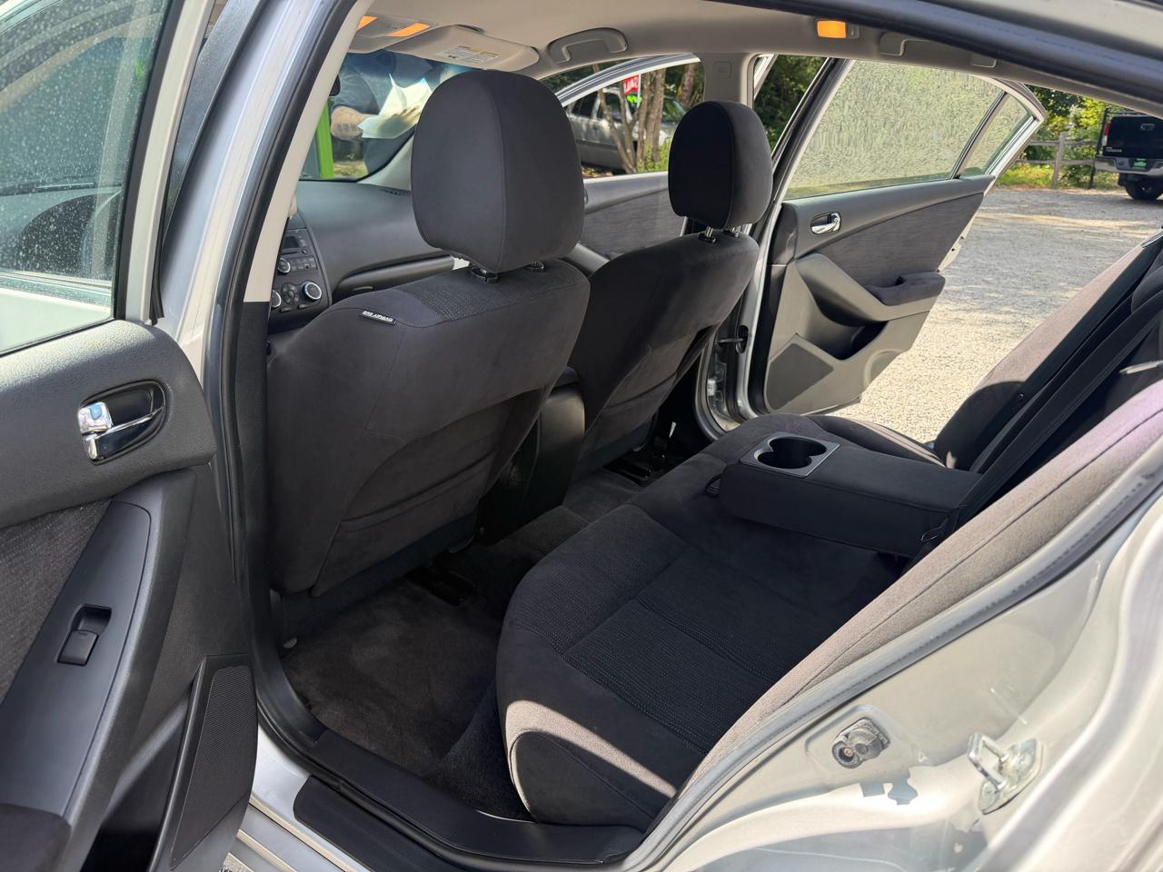 Nissan Altima 2.5 S 2011