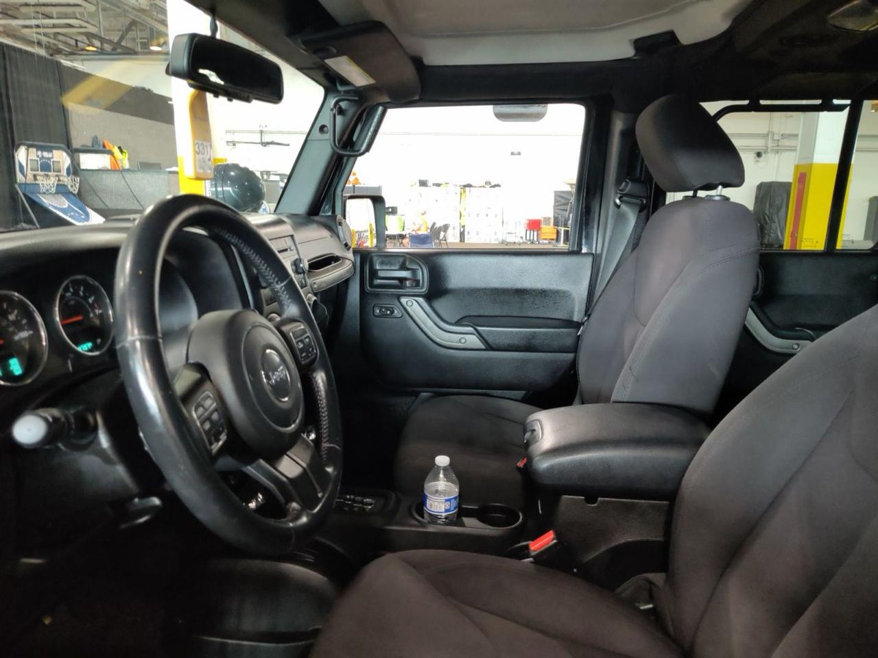 Jeep Wrangler Unlimited Sport 4WD 2015