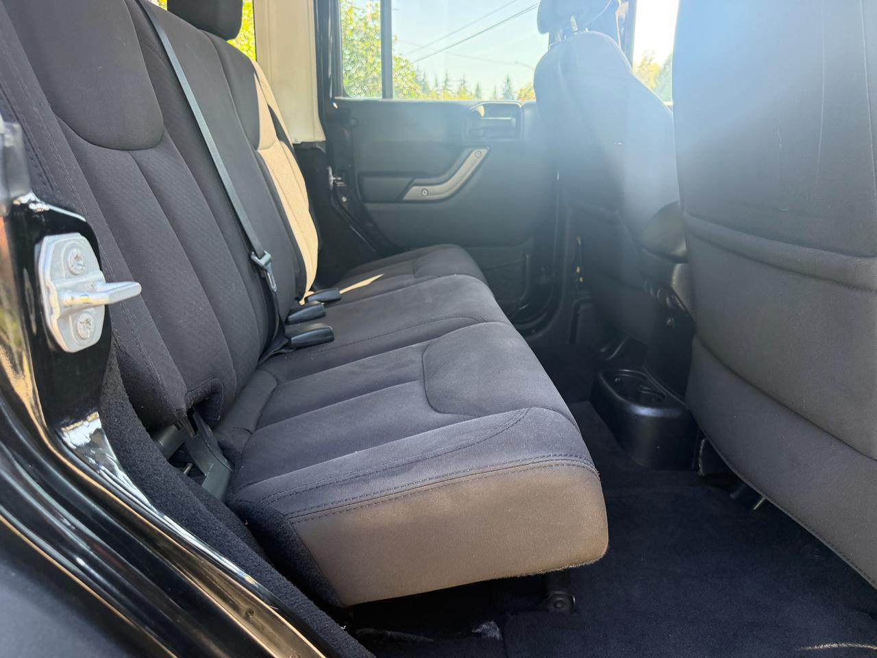 Jeep Wrangler Unlimited Sport 4WD 2015