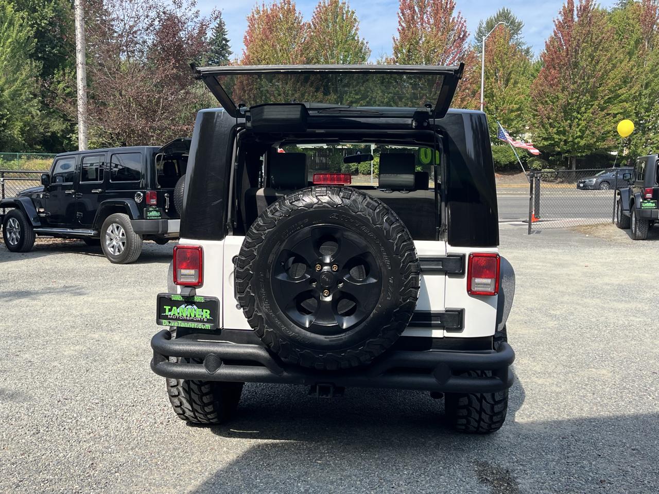 Jeep Wrangler Sport 4WD 2010