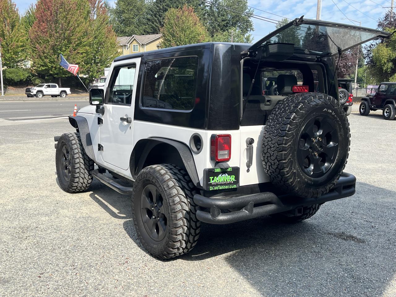 Jeep Wrangler Sport 4WD 2010