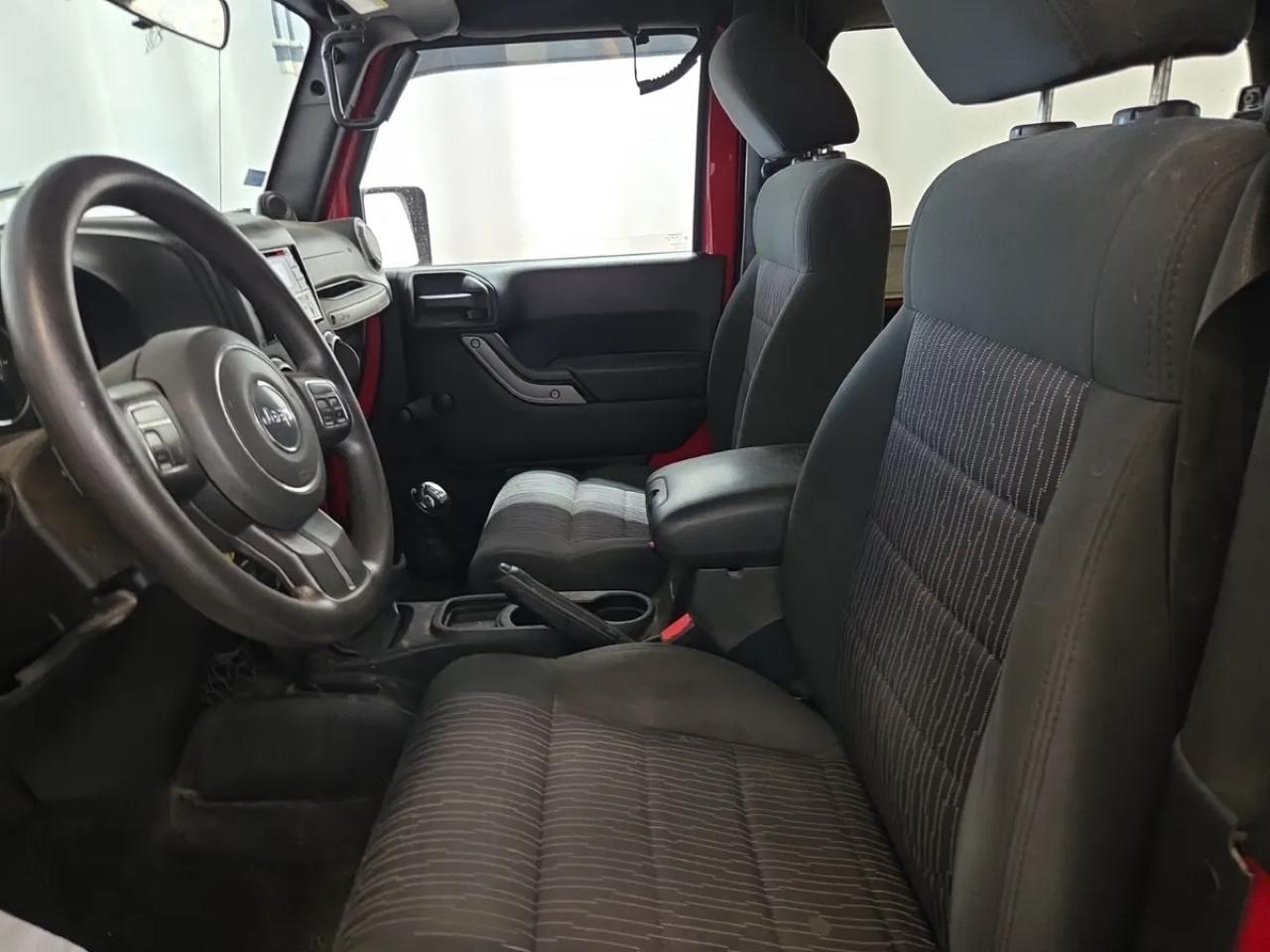 Jeep Wrangler Sport 4WD 2012