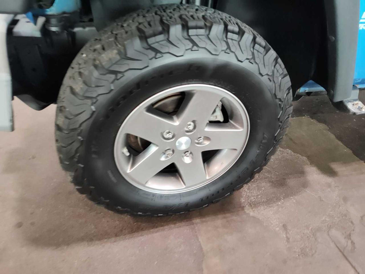 Jeep Wrangler Sport 4WD 2010