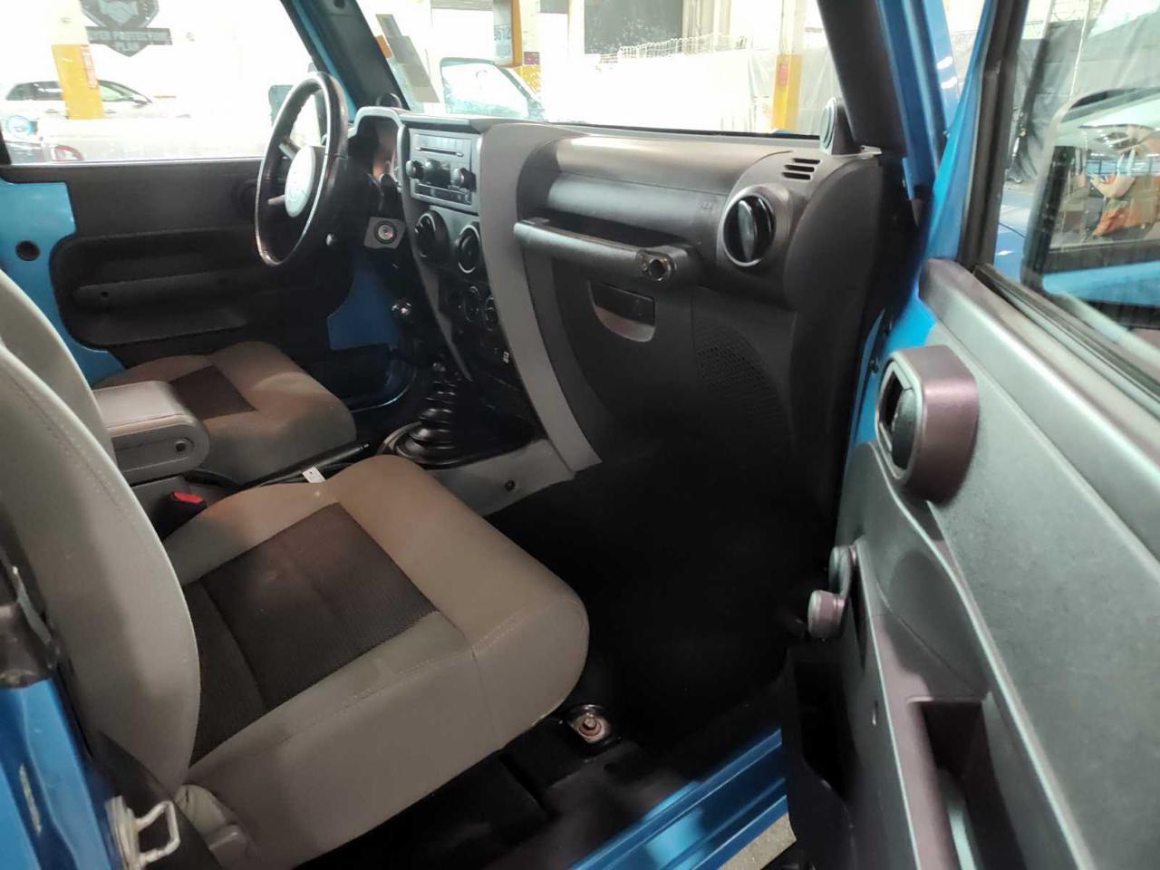 Jeep Wrangler Sport 4WD 2010