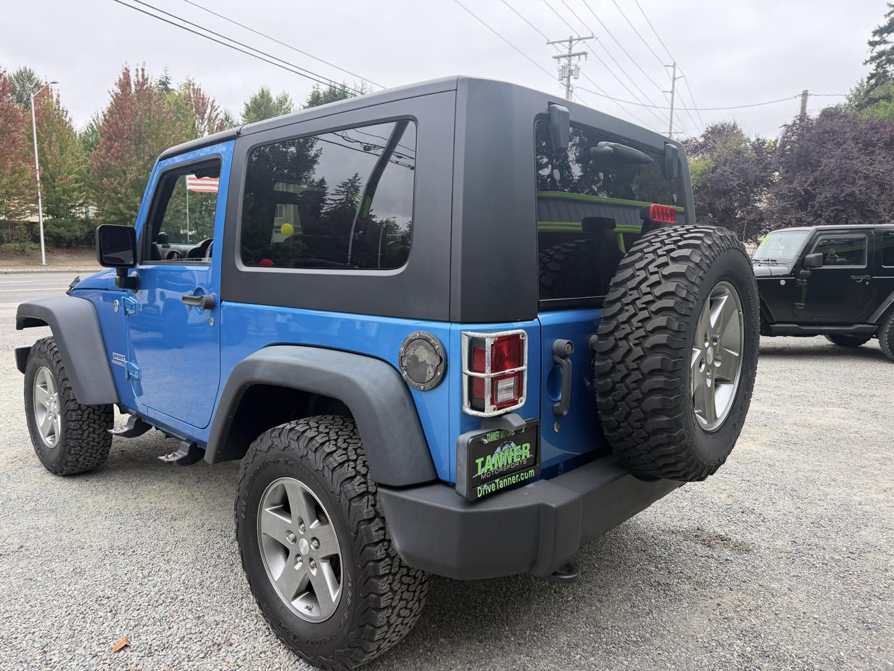Jeep Wrangler Sport 4WD 2010