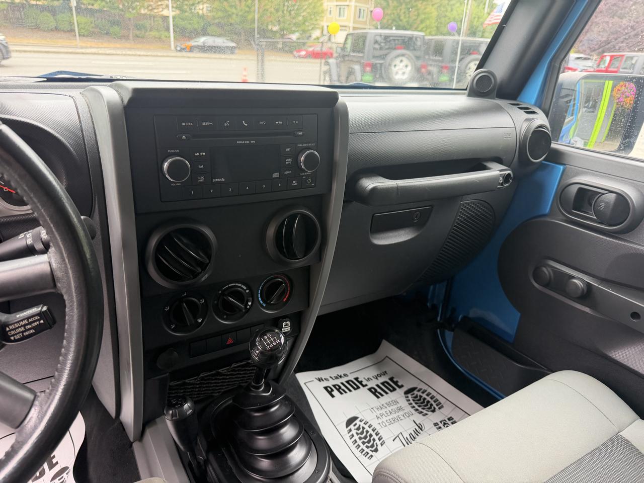 Jeep Wrangler Sport 4WD 2010
