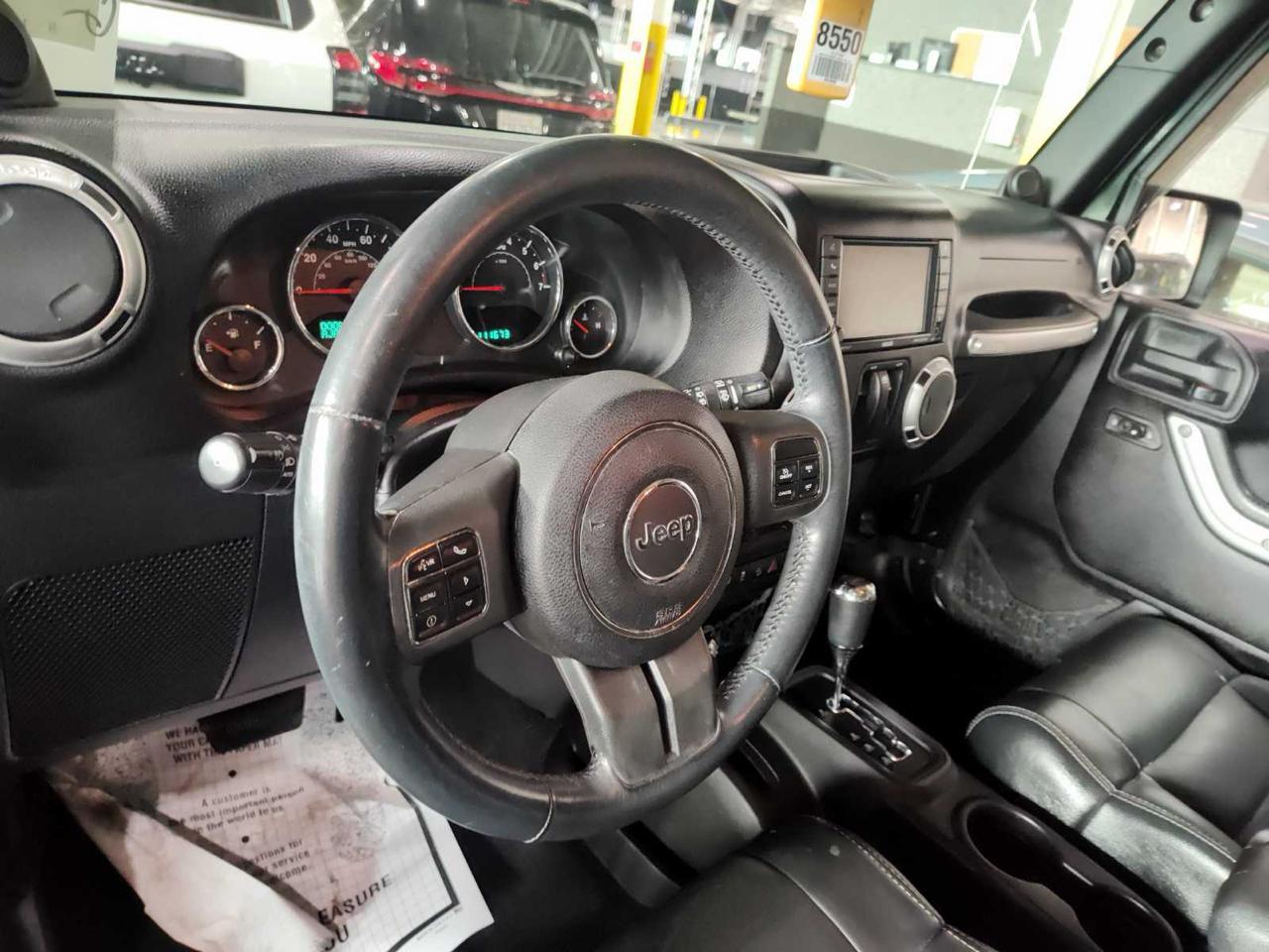 Jeep Wrangler Sahara 4WD 2012