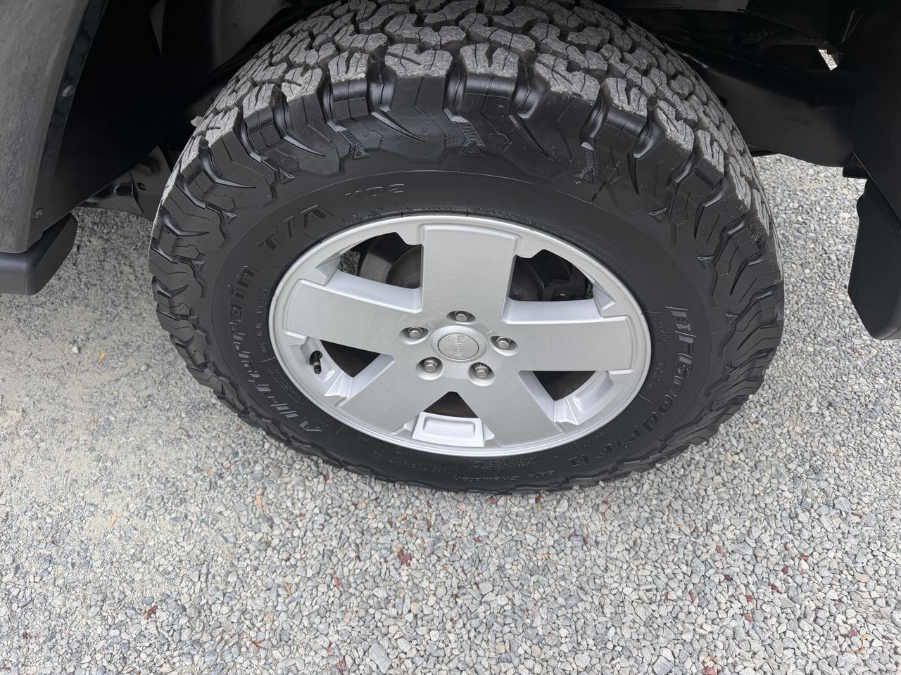 Jeep Wrangler Sahara 4WD 2012