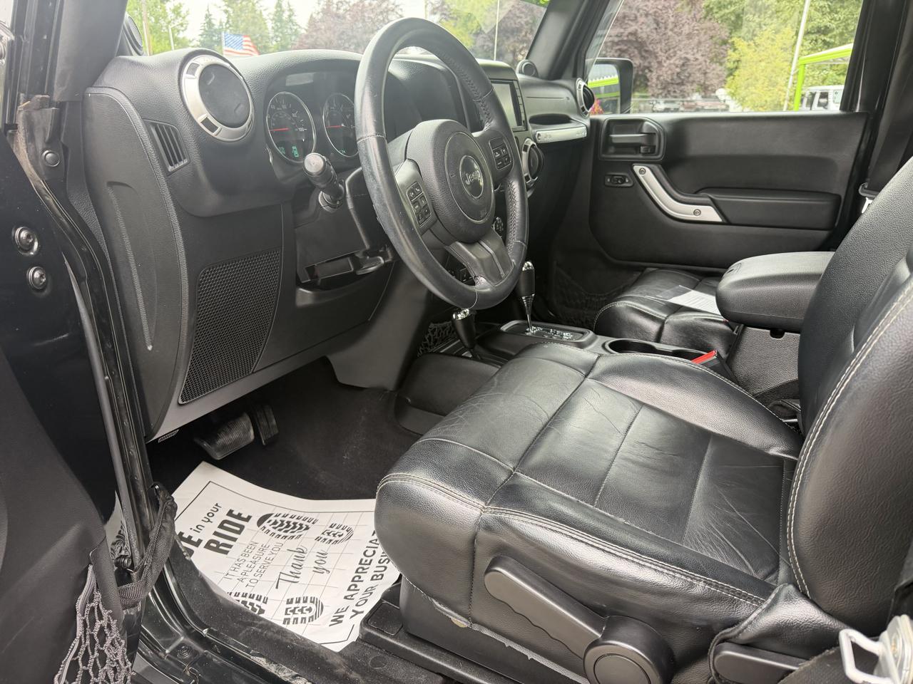 Jeep Wrangler Sahara 4WD 2012