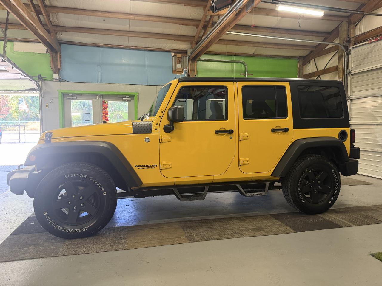 Jeep Wrangler Unlimited Sport 4WD 2015