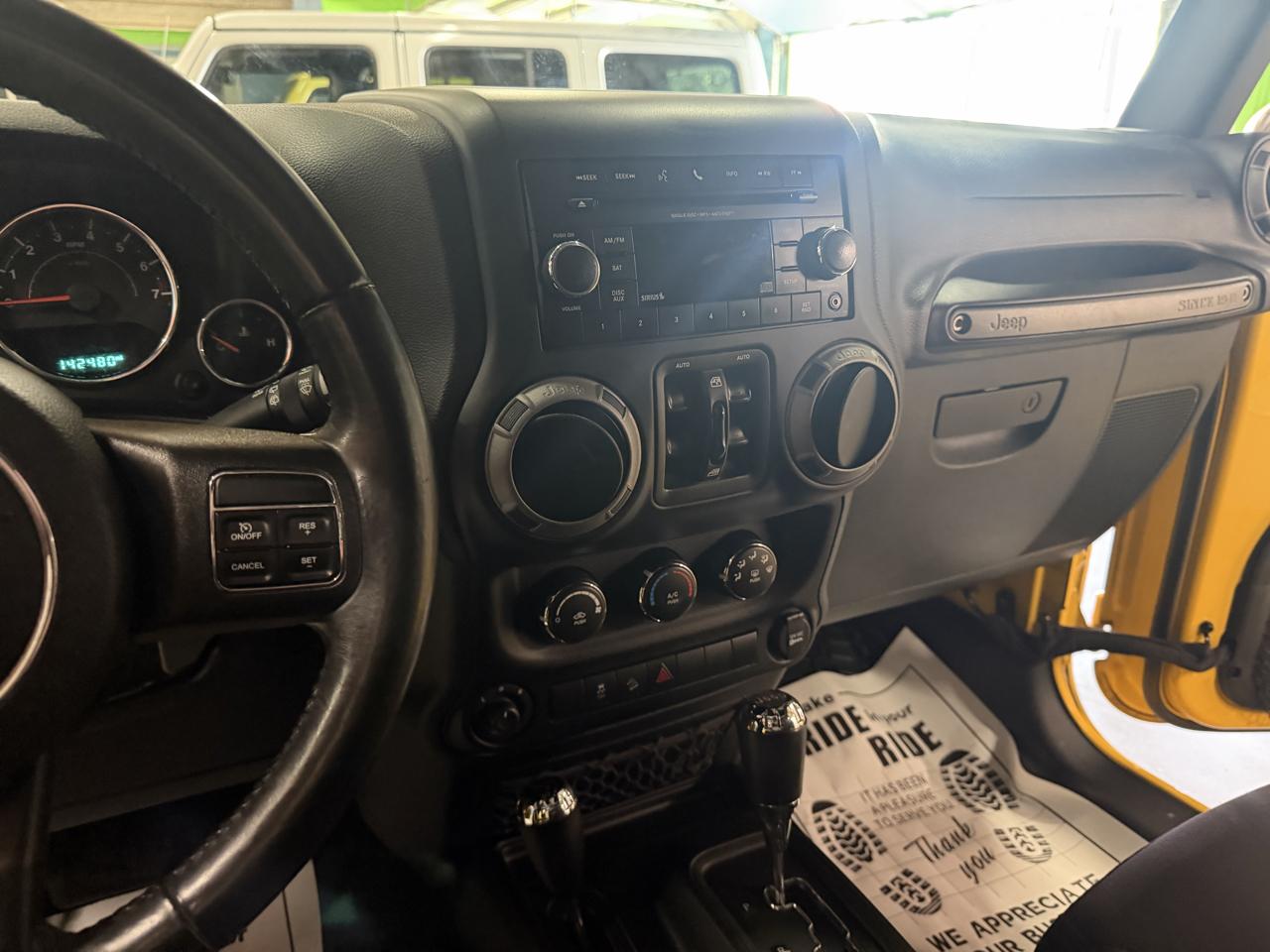 Jeep Wrangler Unlimited Sport 4WD 2015