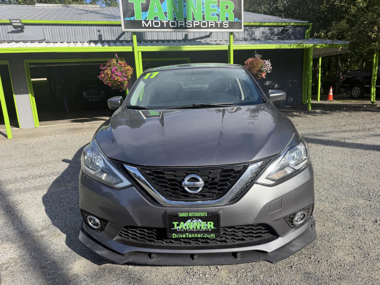 Nissan Sentra S 6MT 2017