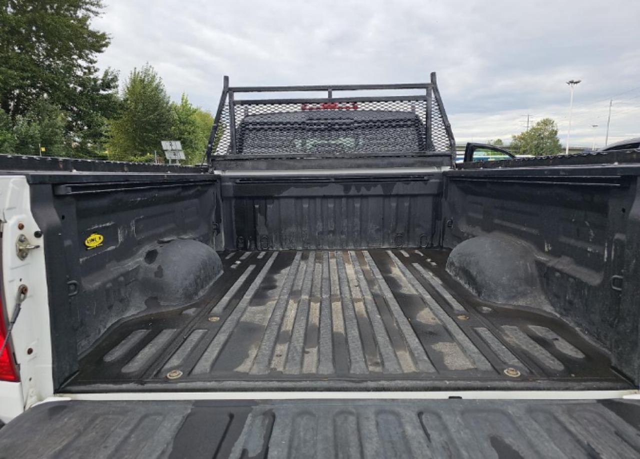 Toyota Tundra Limited 5.7L Double Cab 4WD 2016