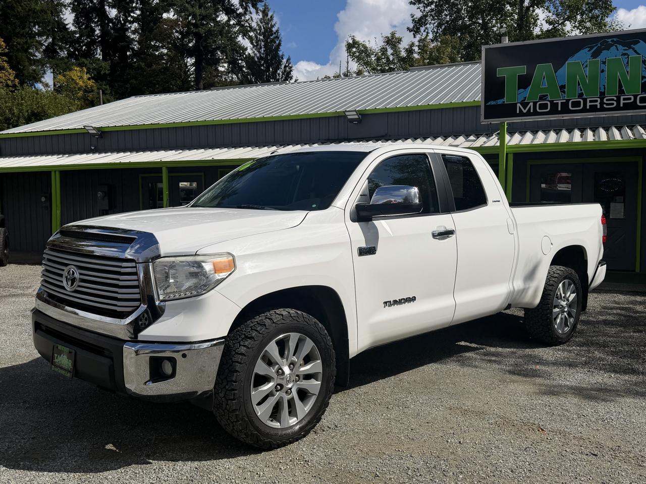 Toyota Tundra Limited 5.7L Double Cab 4WD 2016