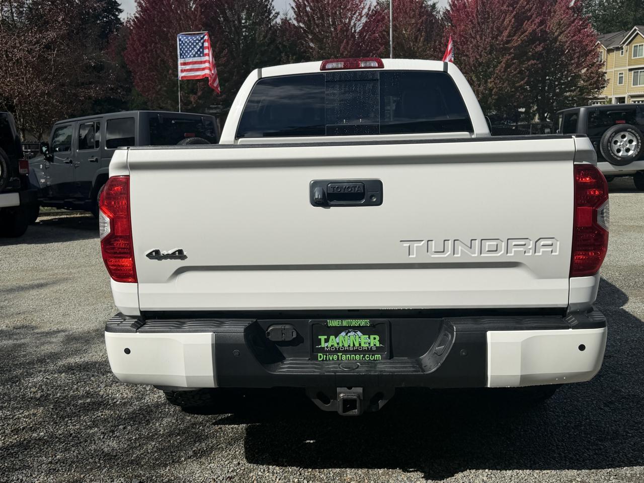Toyota Tundra Limited 5.7L Double Cab 4WD 2016