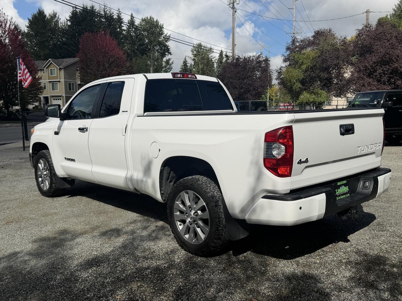 Toyota Tundra Limited 5.7L Double Cab 4WD 2016