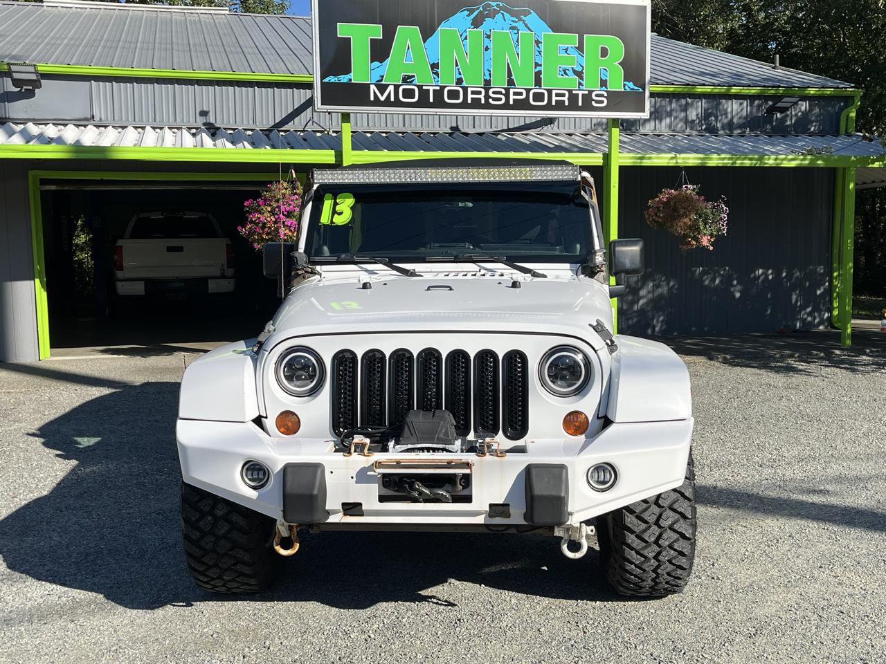 Jeep Wrangler Unlimited Sahara 4WD 2013
