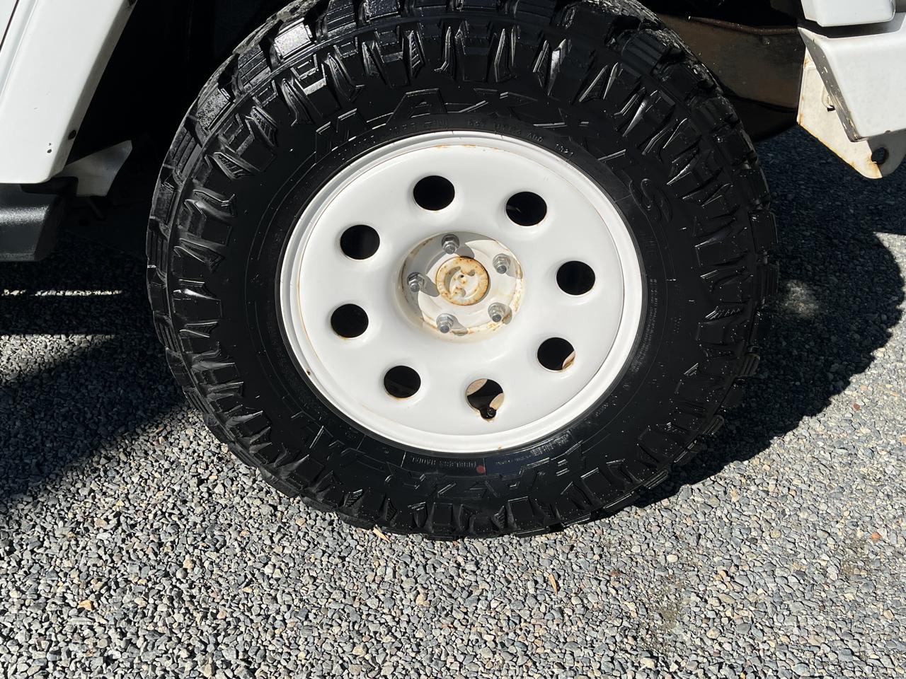 Jeep Wrangler Unlimited Sahara 4WD 2013