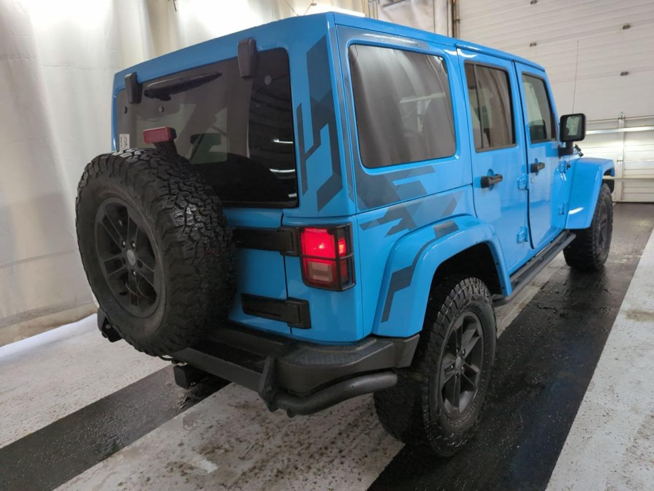 Jeep Wrangler Unlimited Sahara 4WD 2017