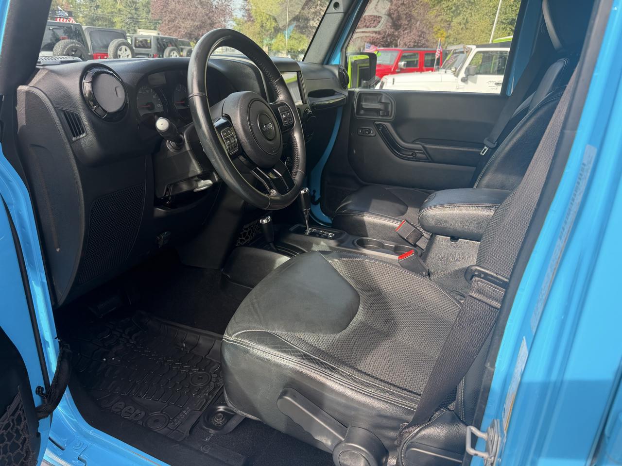 Jeep Wrangler Unlimited Sahara 4WD 2017