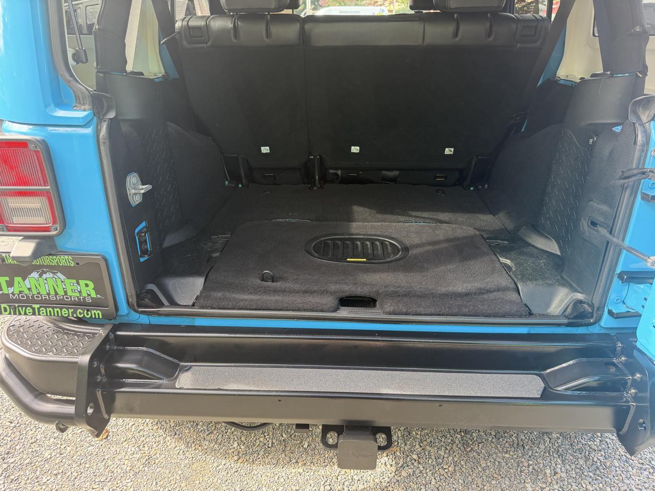 Jeep Wrangler Unlimited Sahara 4WD 2017