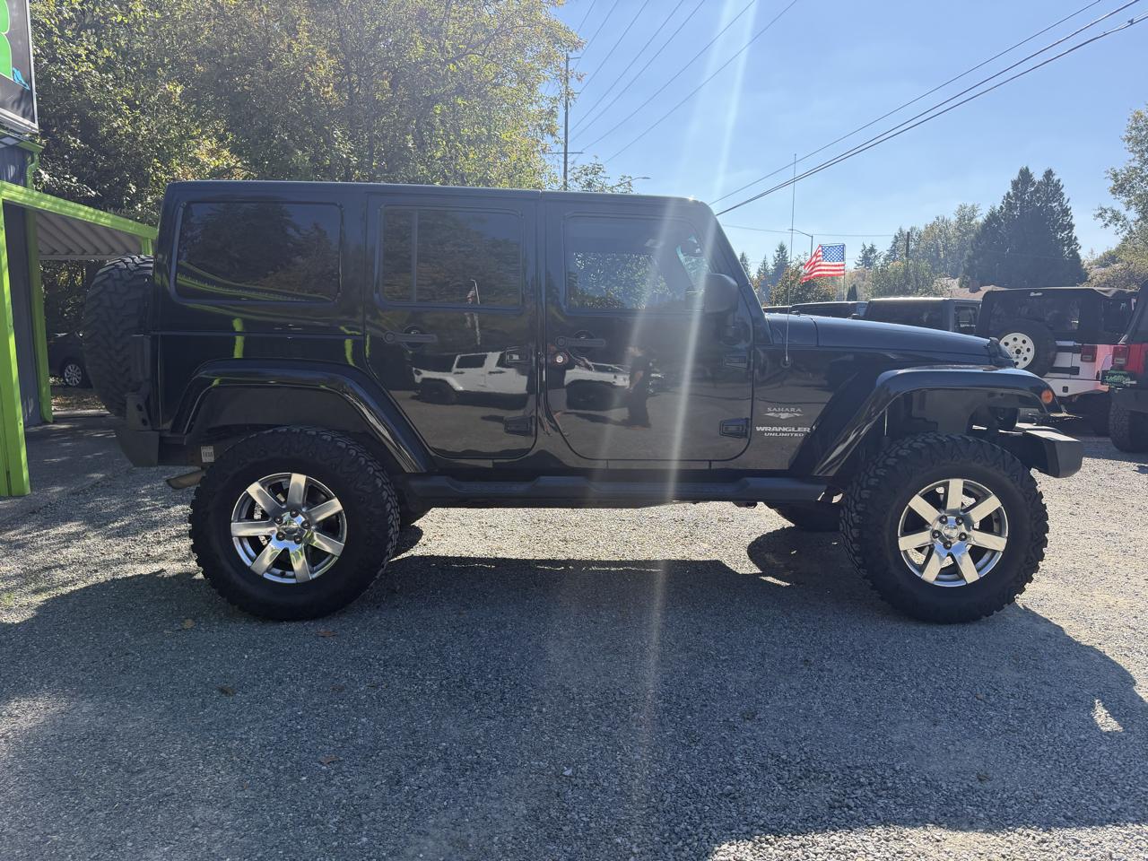 Jeep Wrangler Unlimited Sahara 4WD 2013