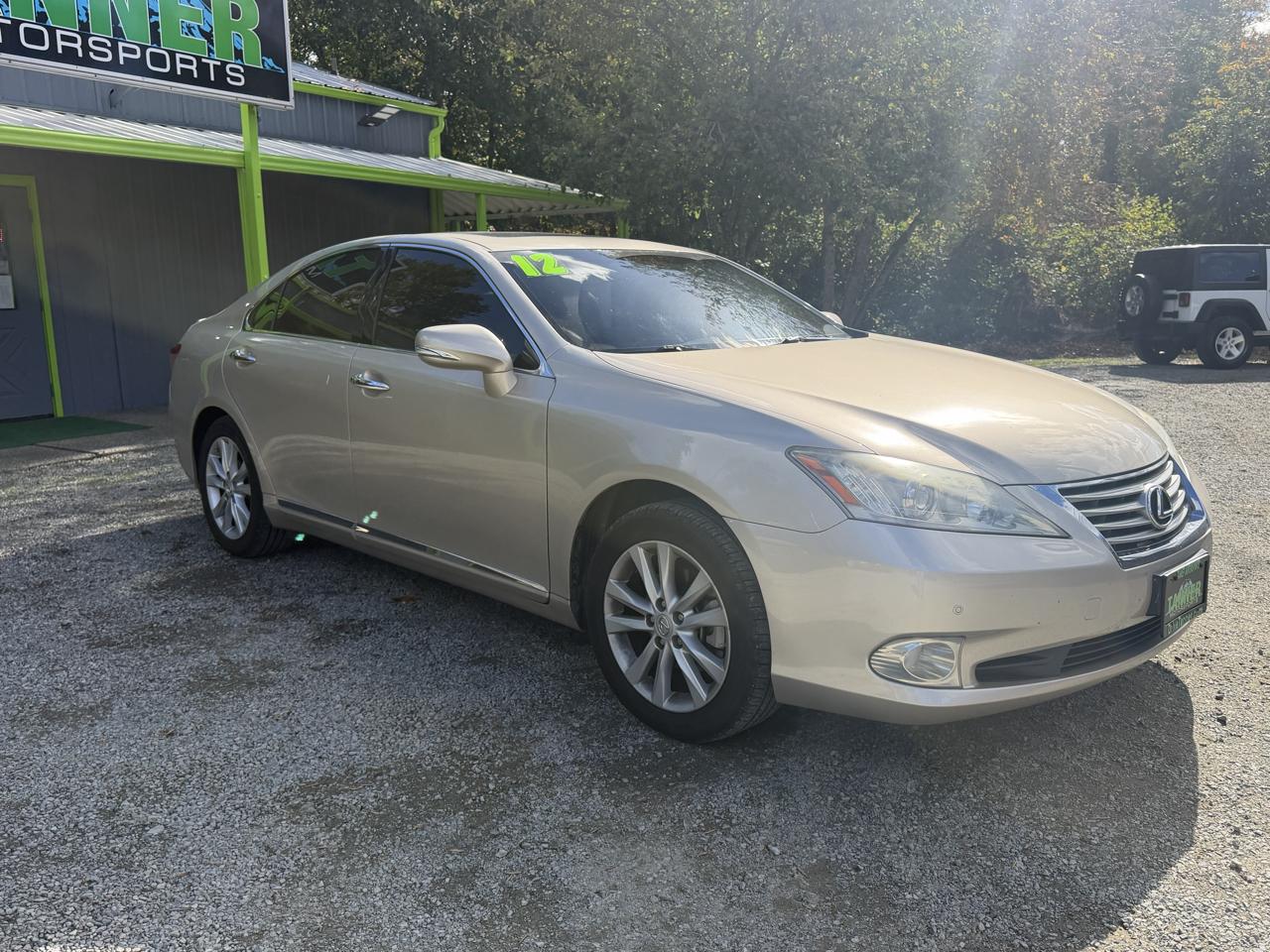 Lexus ES 350 Sedan 2012