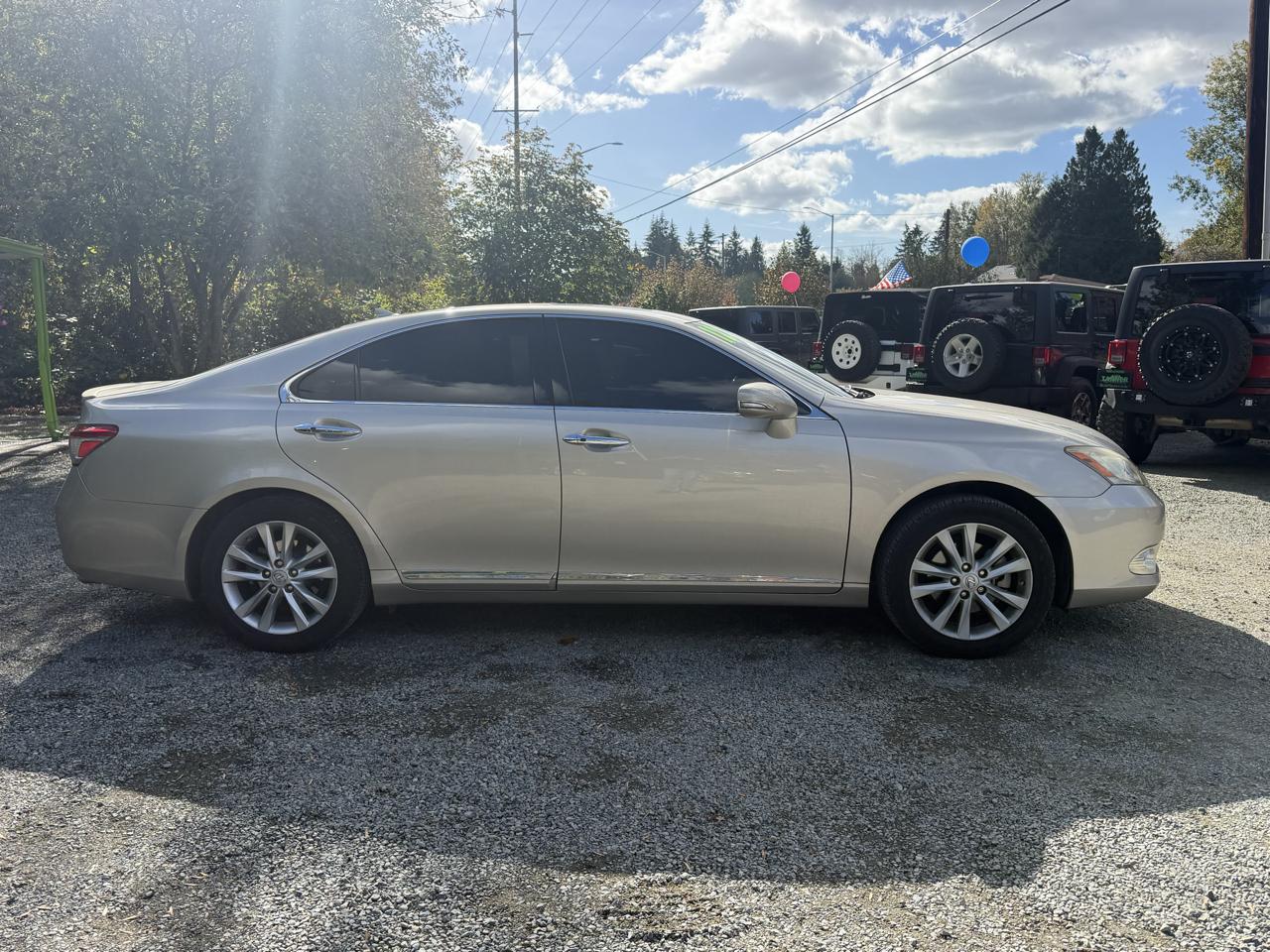Lexus ES 350 Sedan 2012
