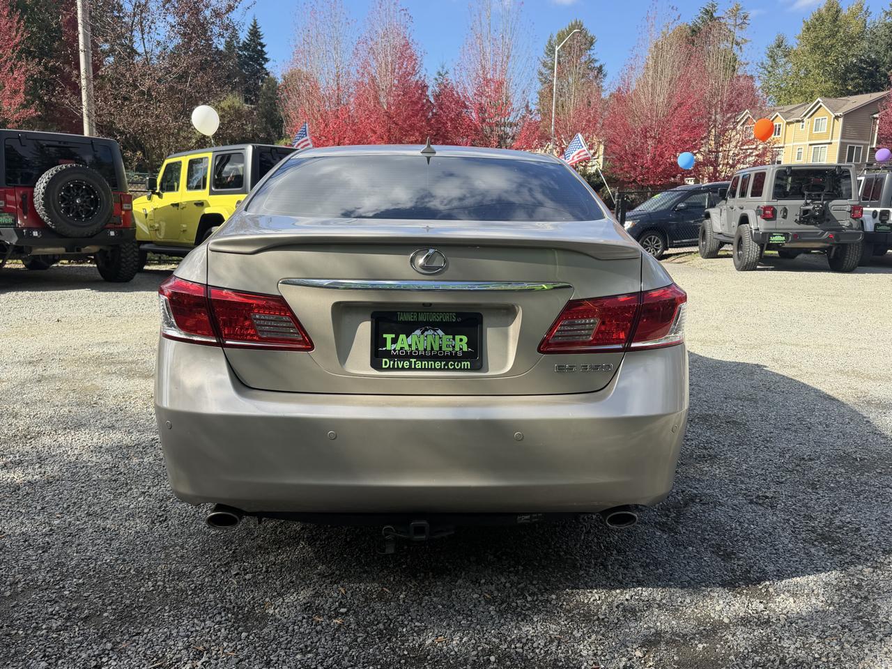 Lexus ES 350 Sedan 2012