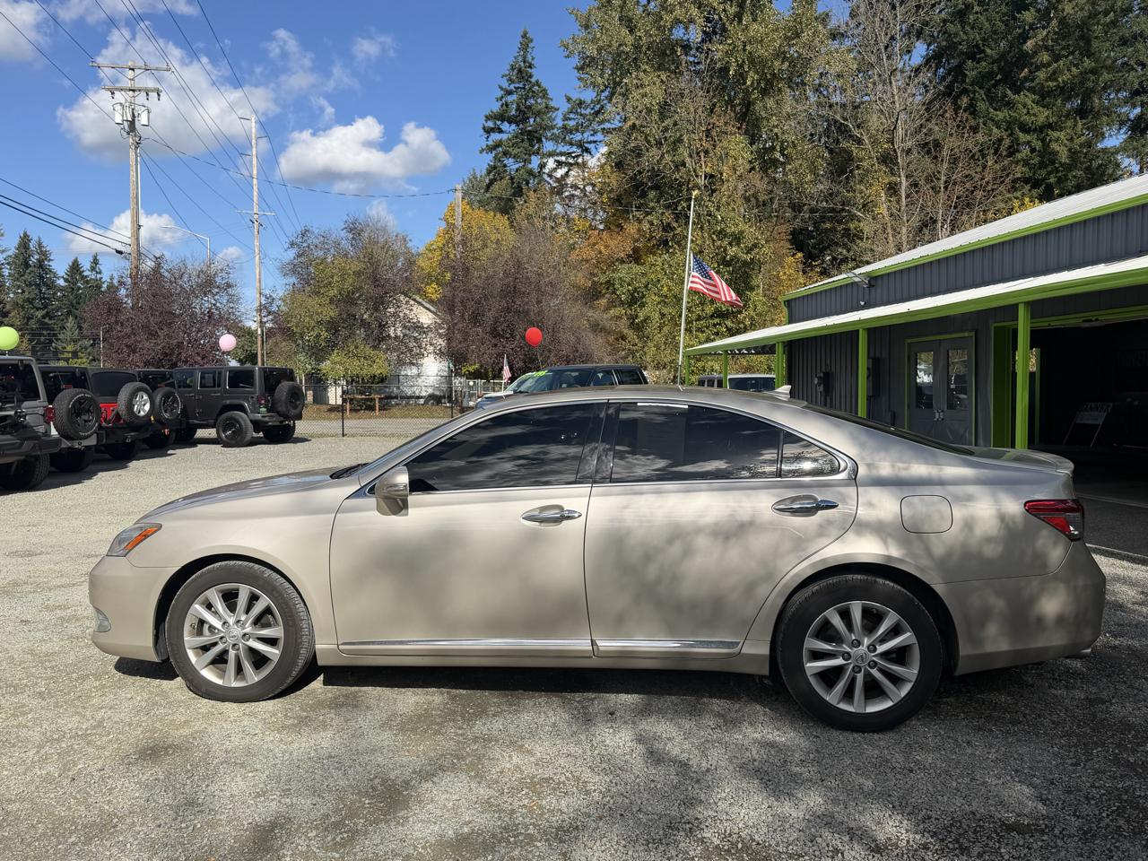 Lexus ES 350 Sedan 2012