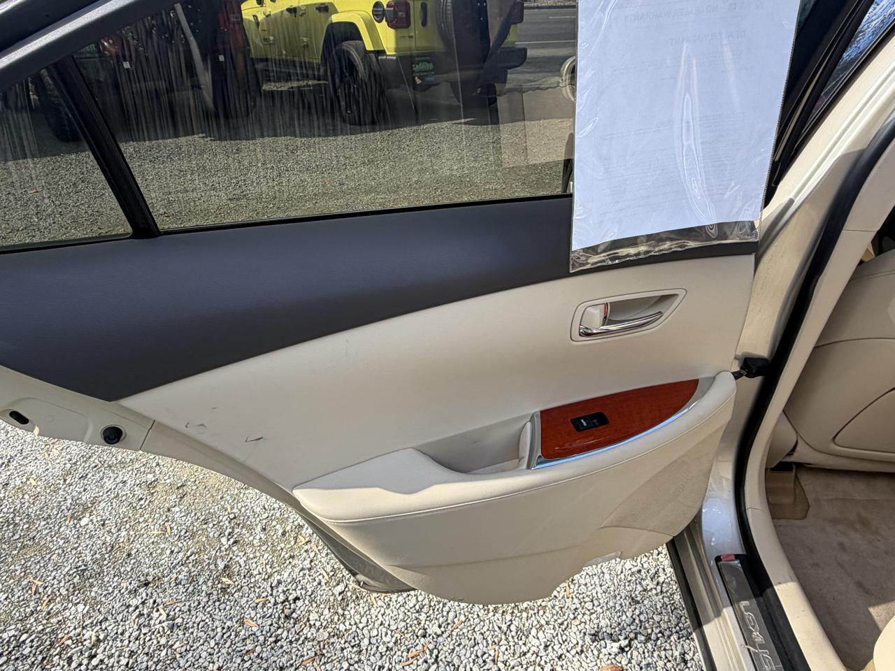 Lexus ES 350 Sedan 2012