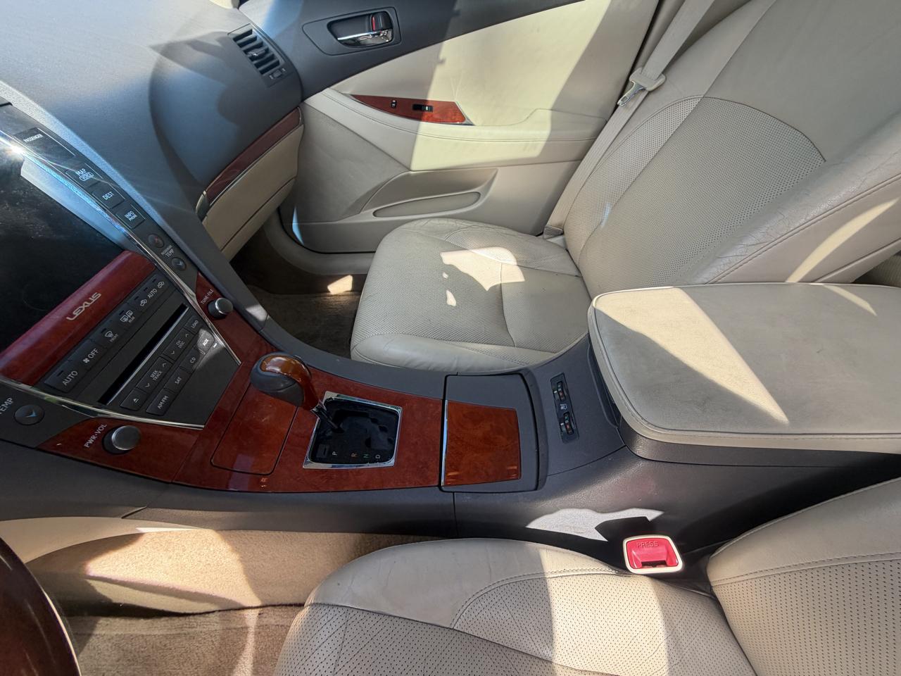 Lexus ES 350 Sedan 2012