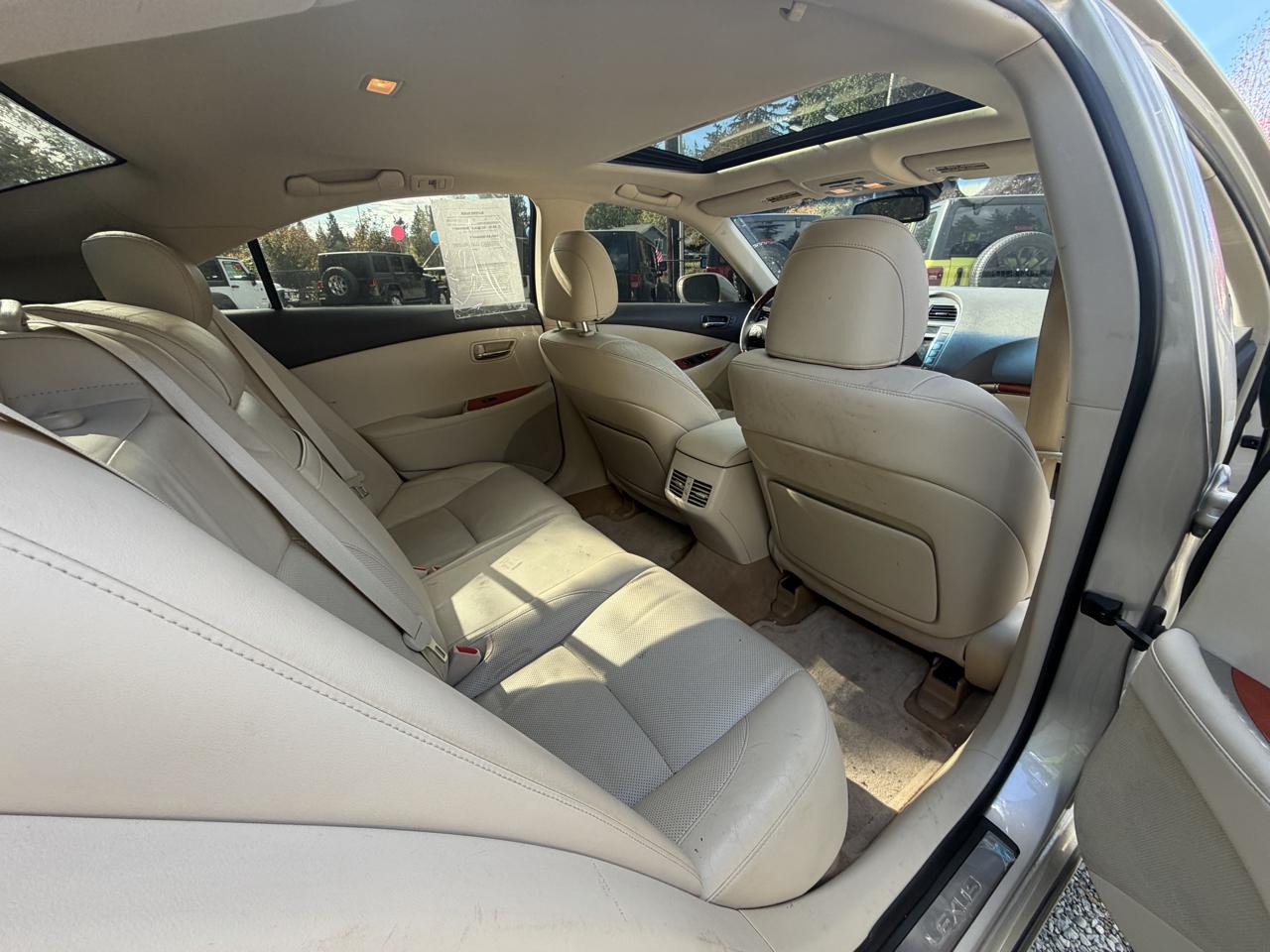 Lexus ES 350 Sedan 2012