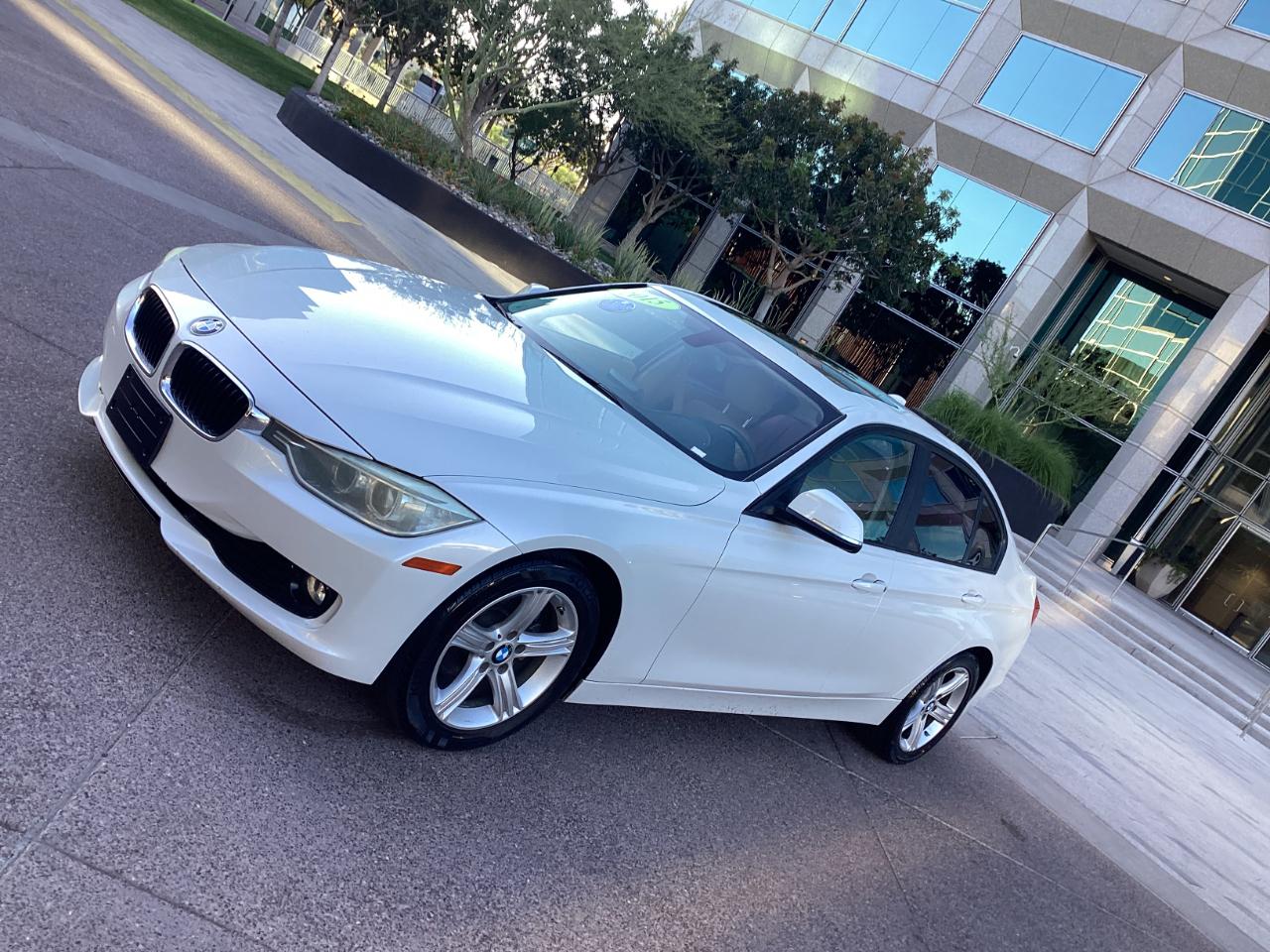 BMW 3-Series 320i Sedan 2015