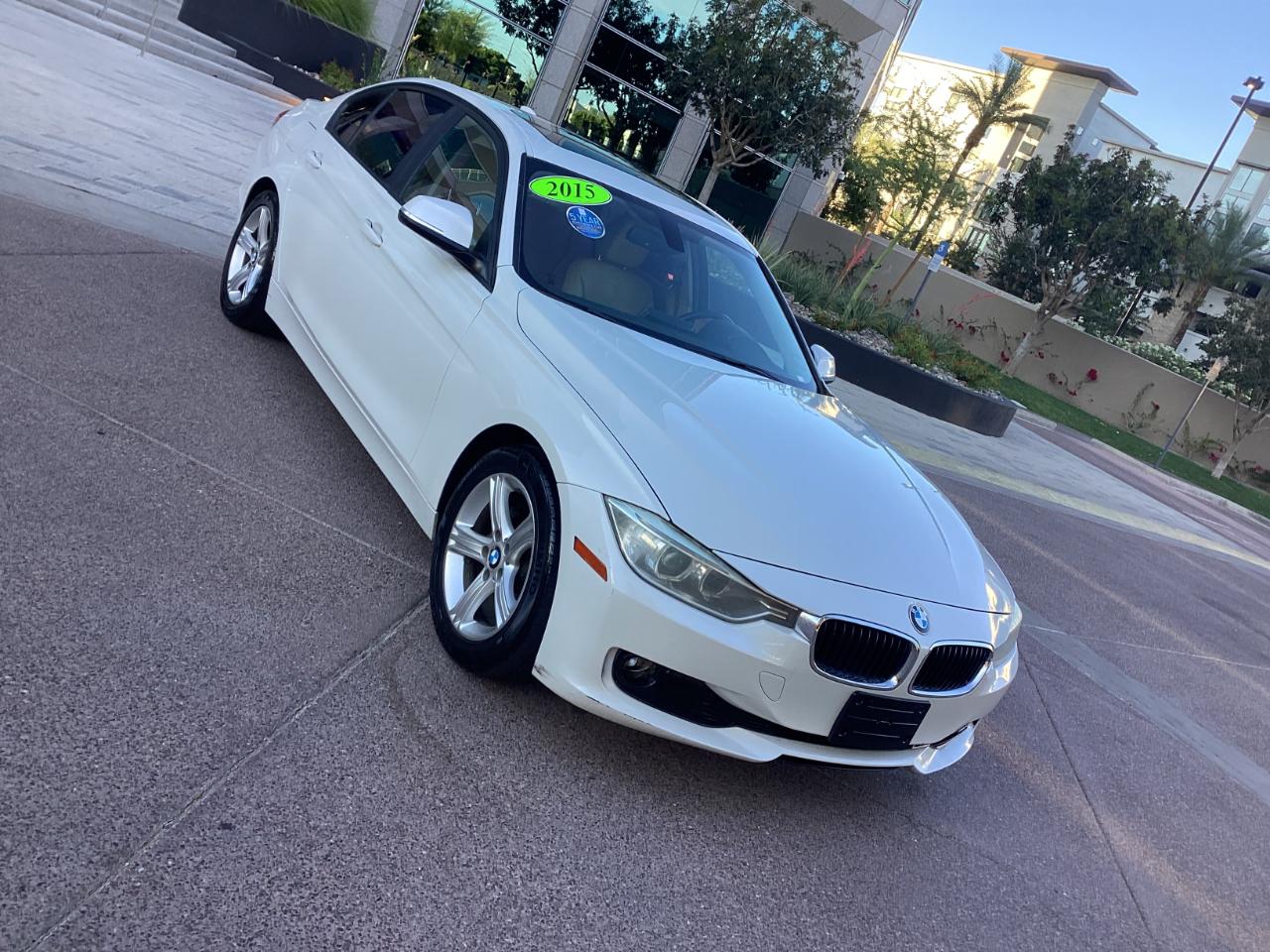 BMW 3-Series 320i Sedan 2015