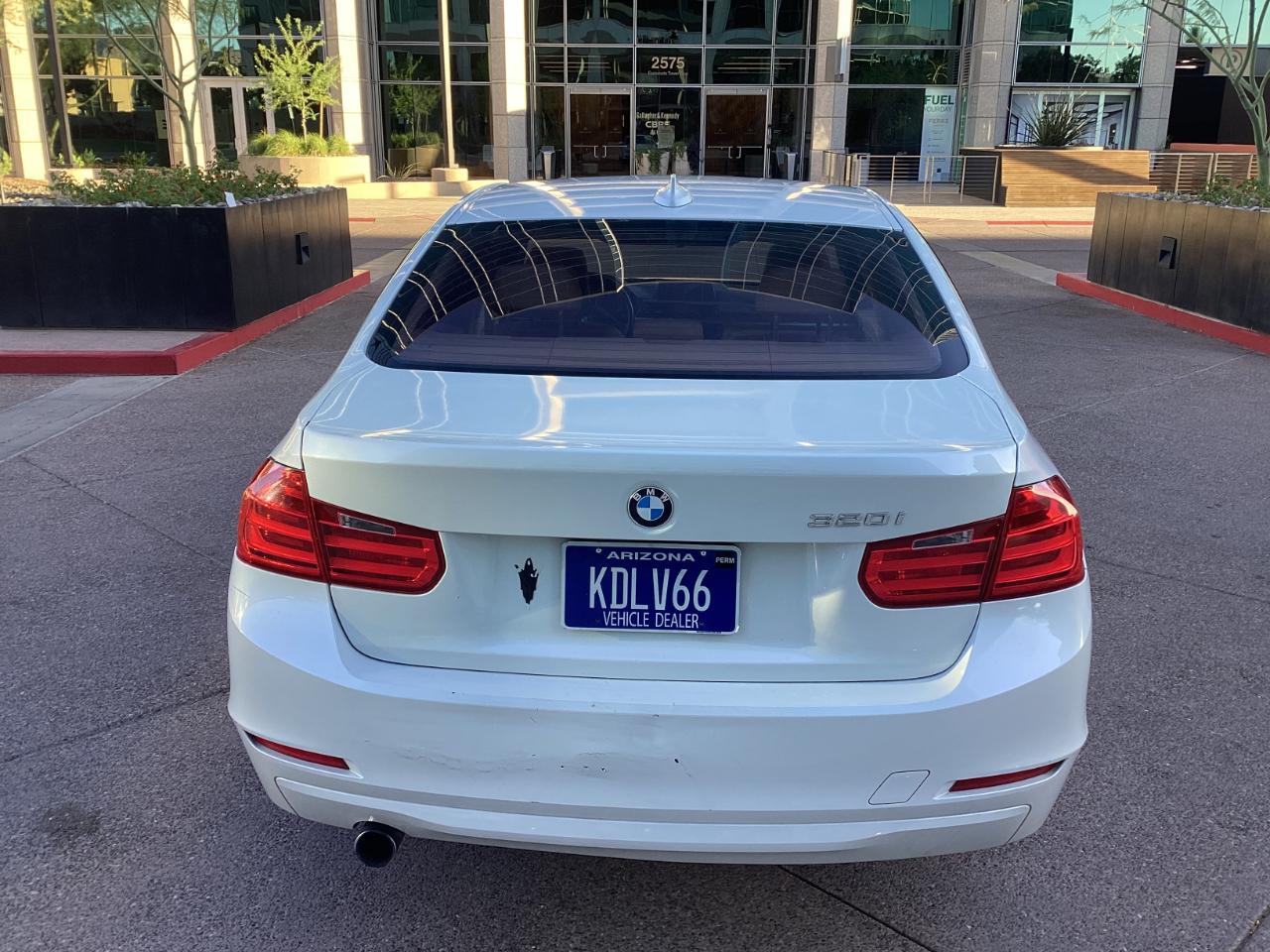 BMW 3-Series 320i Sedan 2015