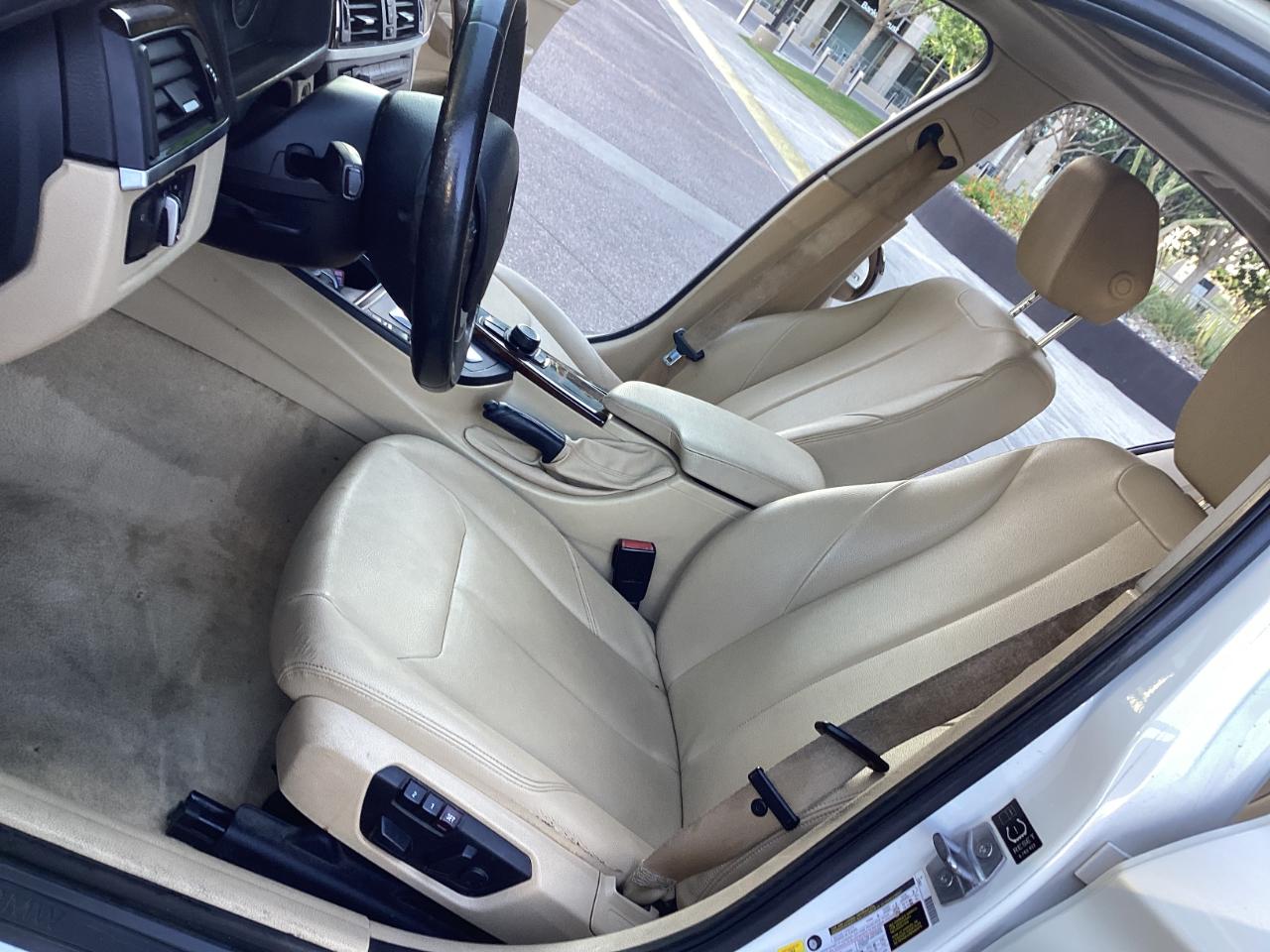 BMW 3-Series 320i Sedan 2015