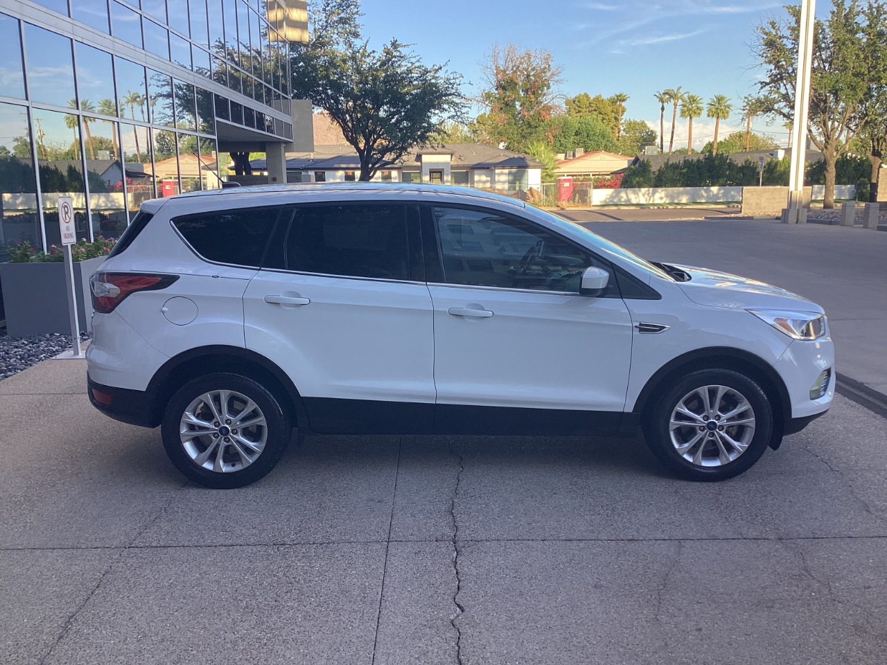 Ford Escape SE FWD 2017 Ford Escape SE FWD 2017