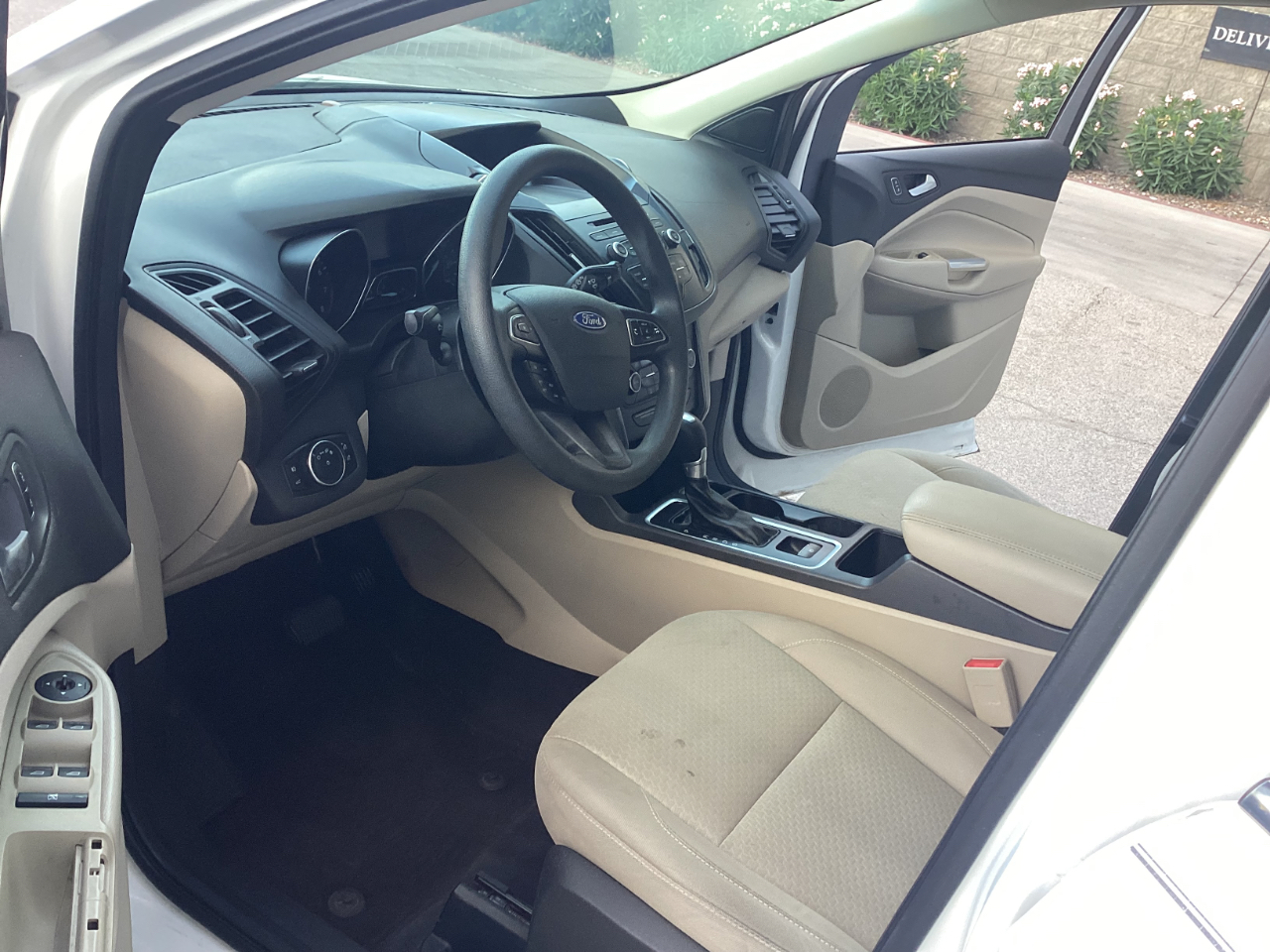 Ford Escape SE FWD 2017 Ford Escape SE FWD 2017