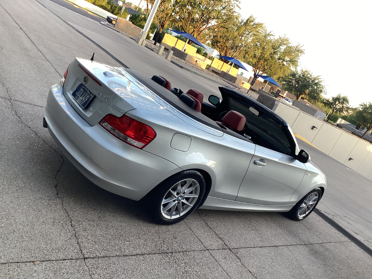 BMW 1-Series 128i Convertible 2011 BMW 1-Series 128i Convertible 2011