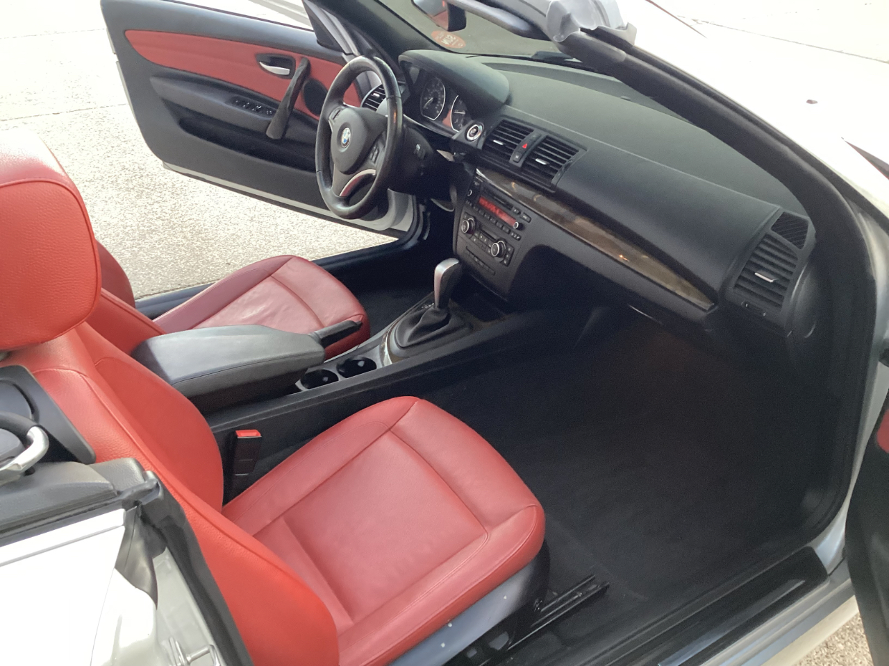 BMW 1-Series 128i Convertible 2011 BMW 1-Series 128i Convertible 2011