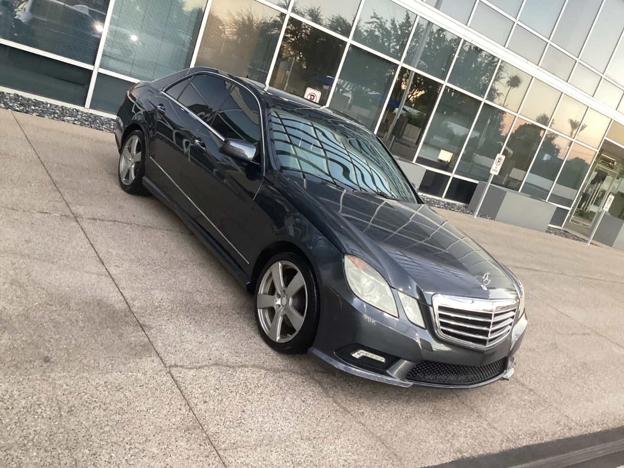 Mercedes-Benz E-Class E350 Sedan 4MATIC 2010 Mercedes-Benz E-Class E350 Sedan 4MATIC 2010